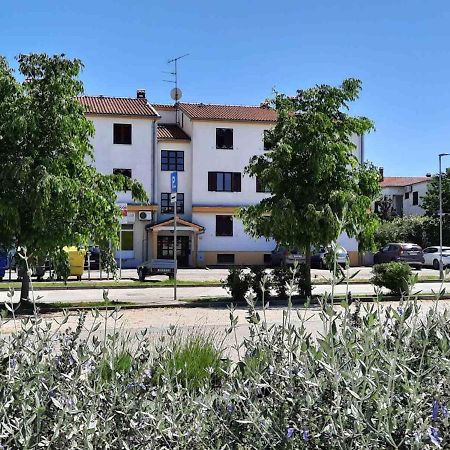 Apartment Thalassa Rovinj Exterior photo