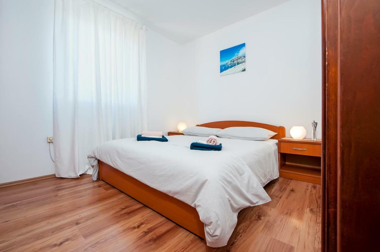 Apartment Thalassa Rovinj Exterior photo