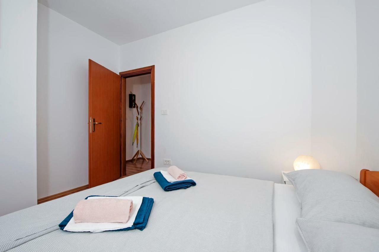 Apartment Thalassa Rovinj Exterior photo