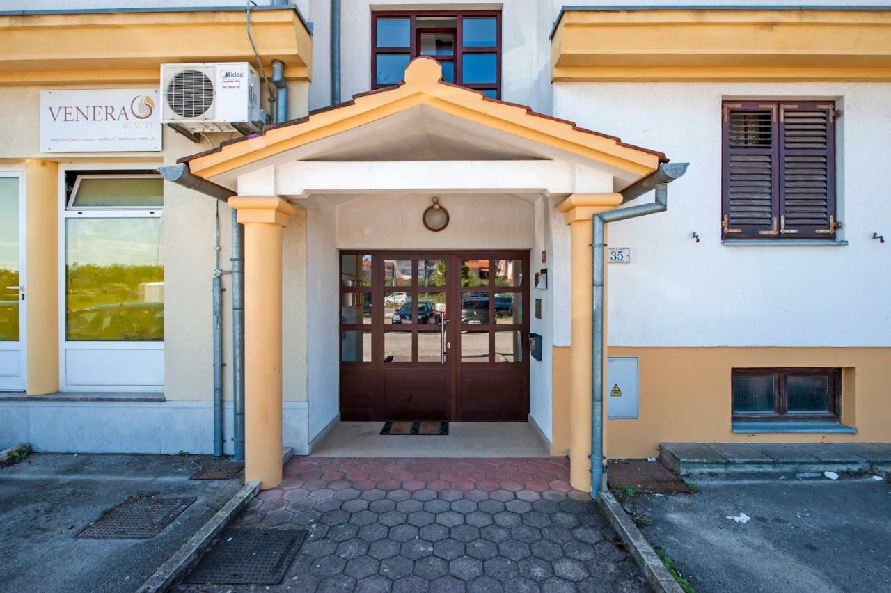 Apartment Thalassa Rovinj Exterior photo