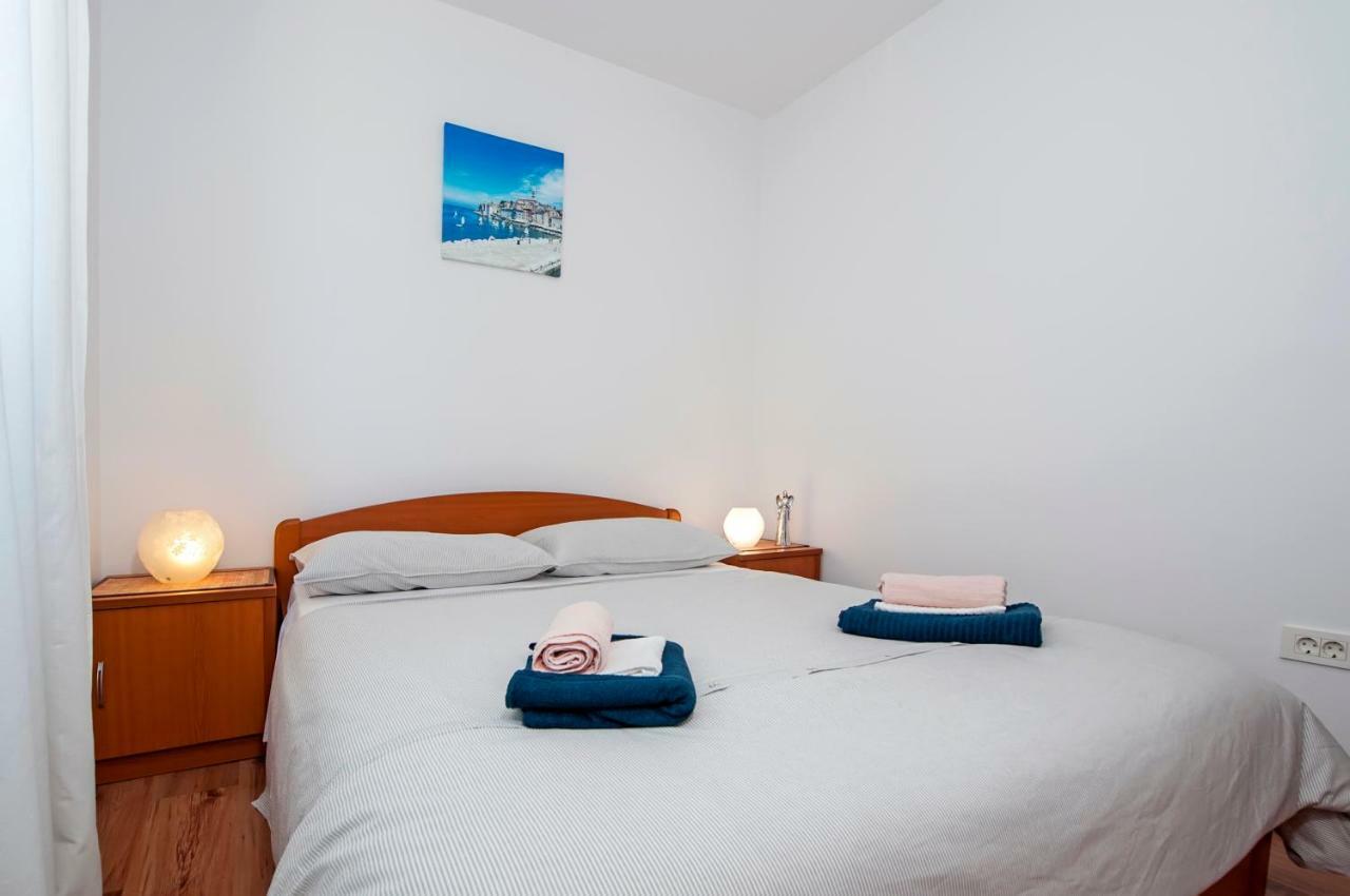 Apartment Thalassa Rovinj Exterior photo